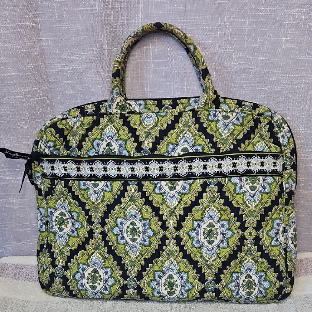 VERA BRADLEY LAPTOP CASE